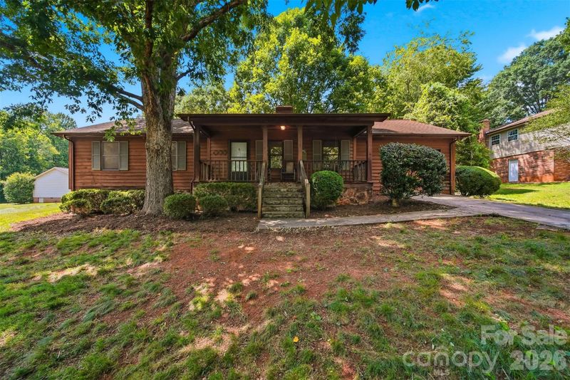 3315 23rd St NE, Hickory, NC 28601
