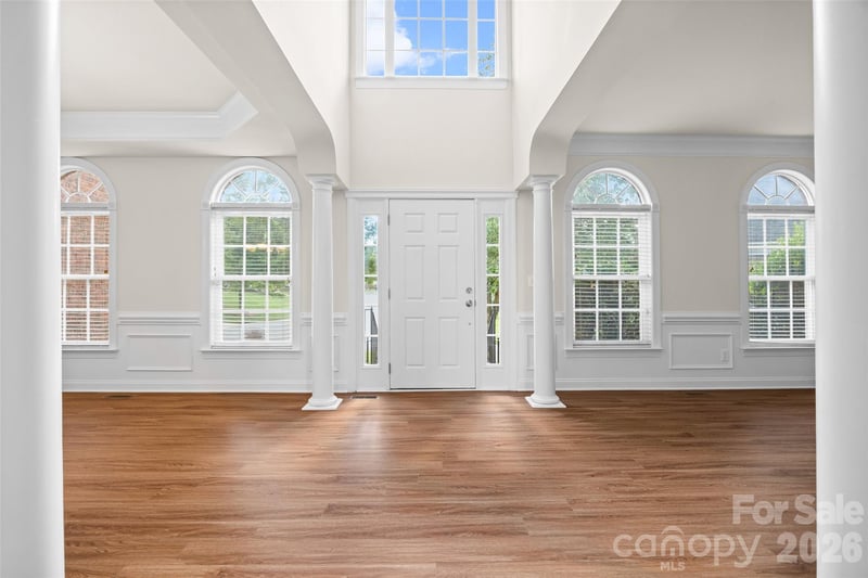 8408 Denholme Dr, Waxhaw, NC 28173