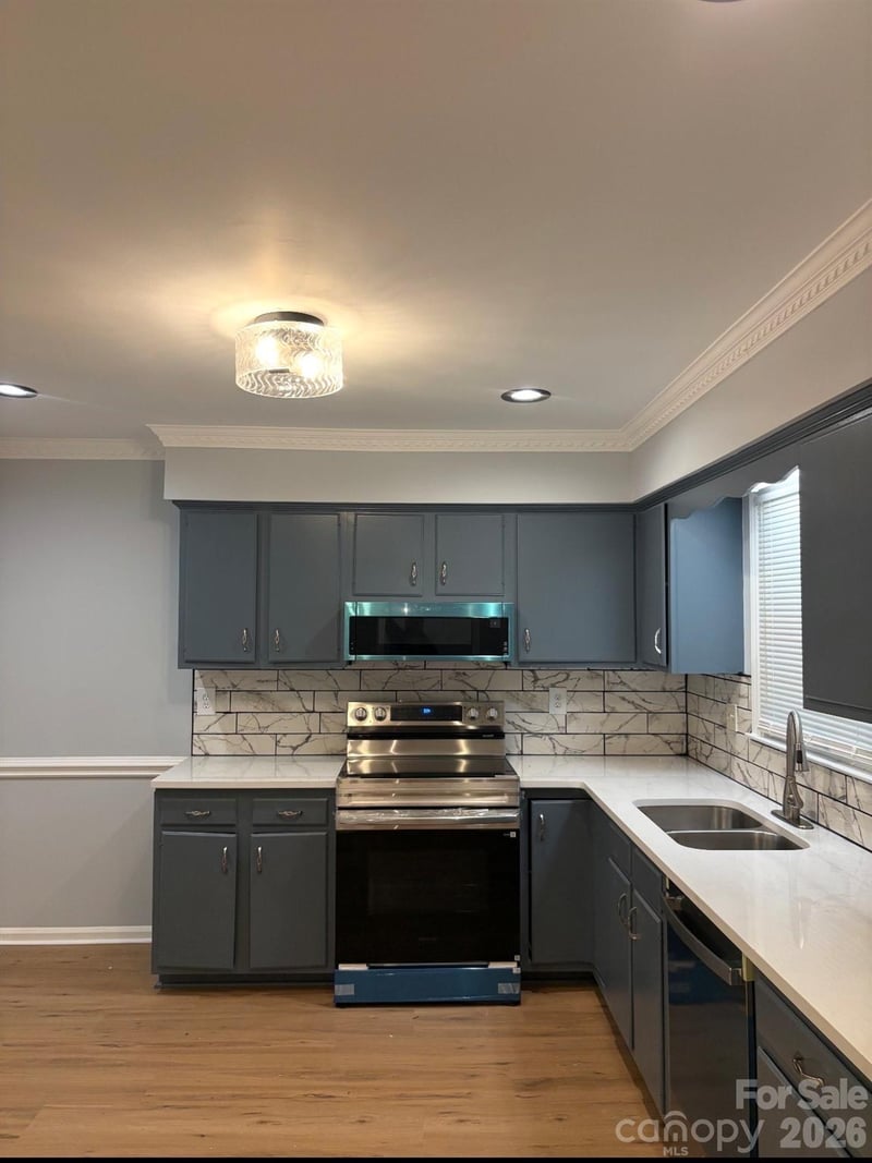 6230 Cross Creek Ln, Charlotte, NC 28212
