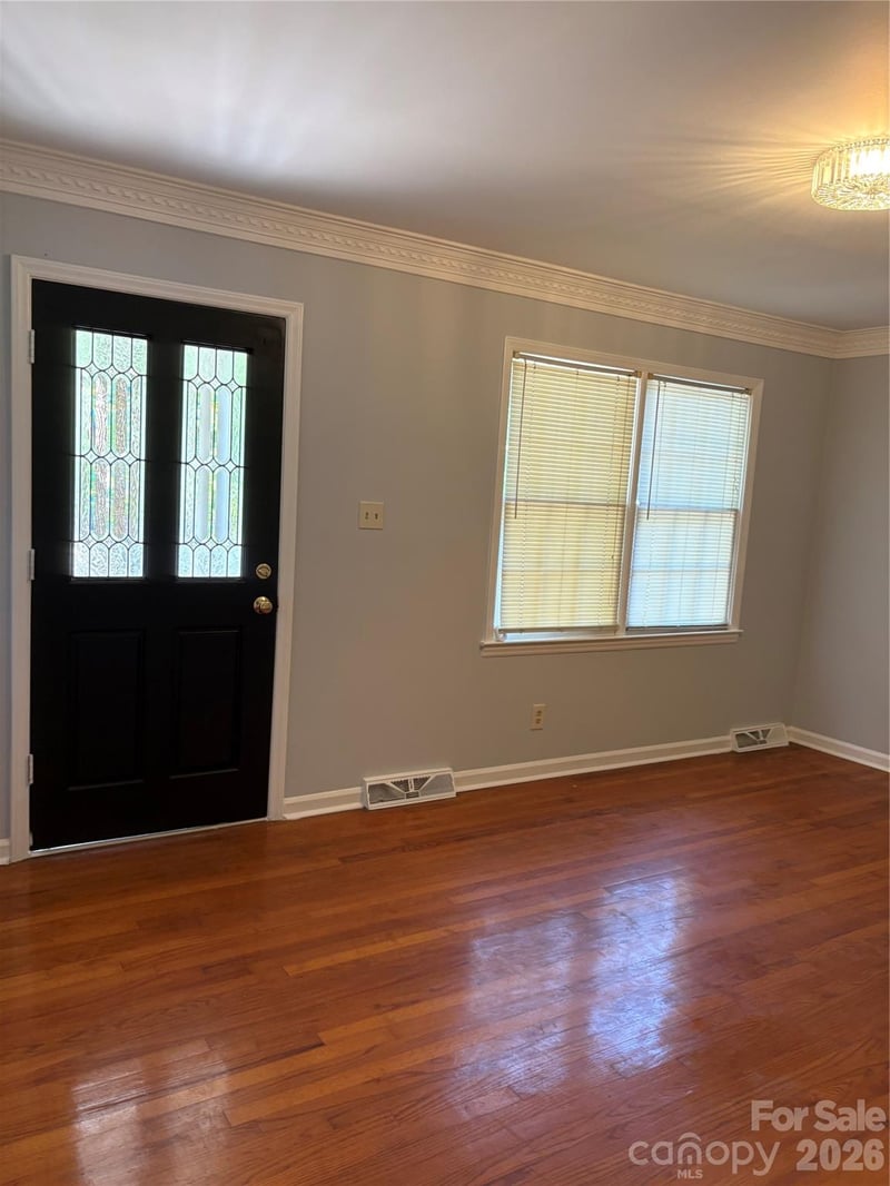 6230 Cross Creek Ln, Charlotte, NC 28212