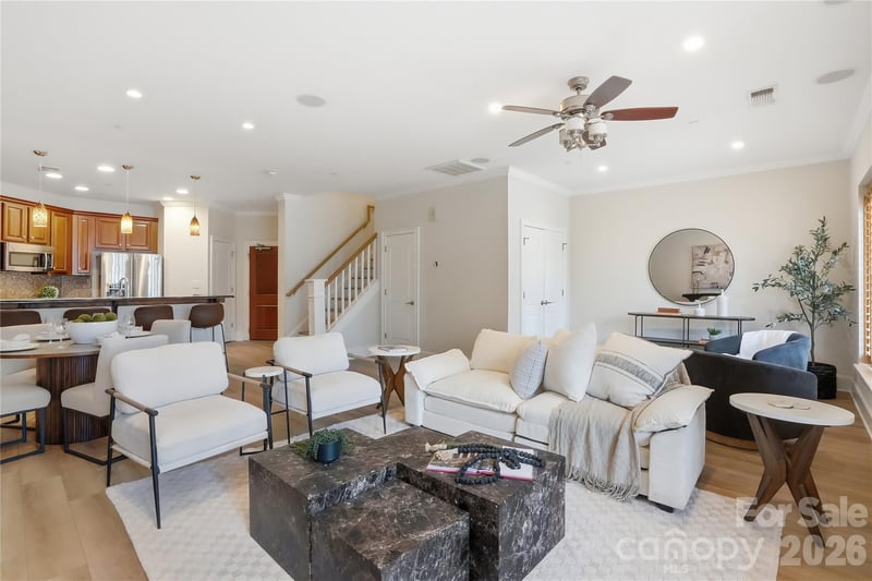 400 N Church St #404, Charlotte, NC 28202
