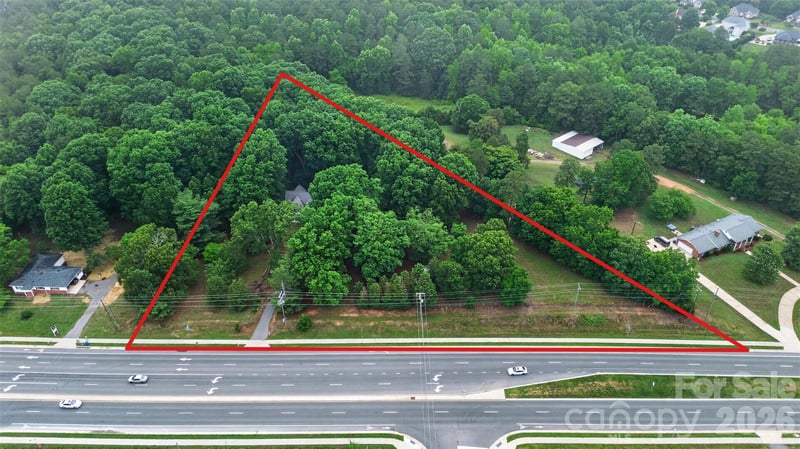 5446 Mooresville Rd, Kannapolis, NC 28081