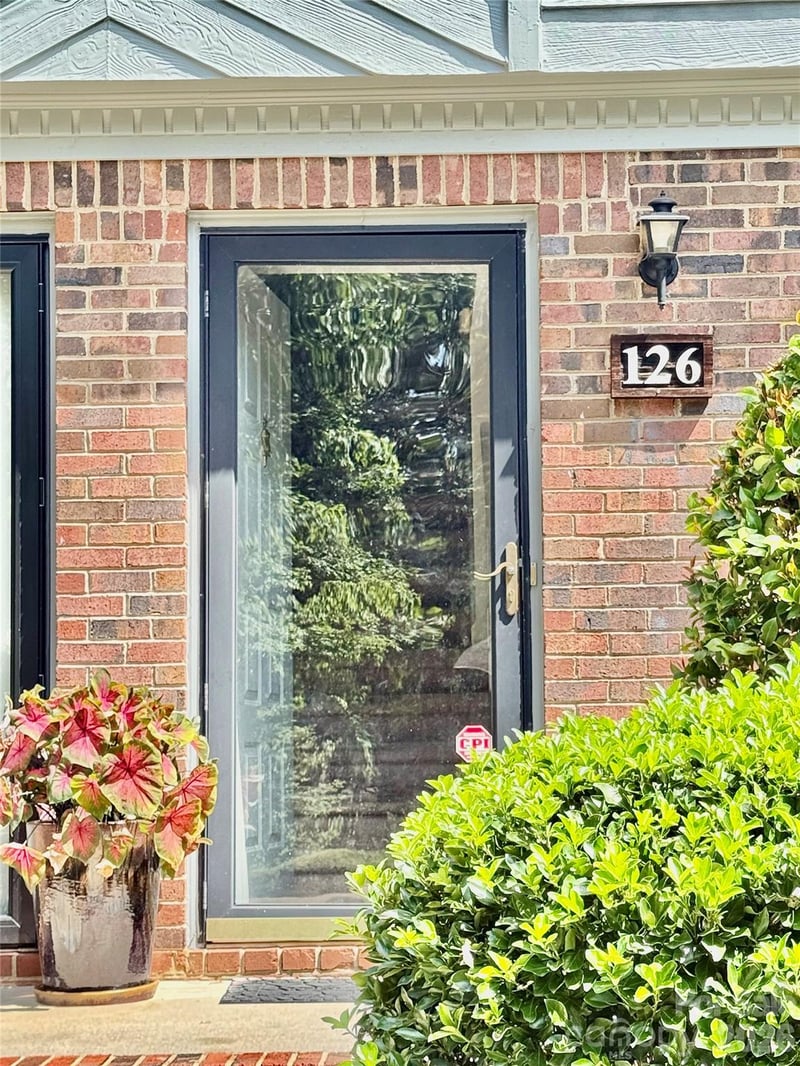 126 Joshua Case Ct, Fort Mill, SC 29715
