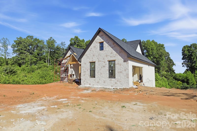 5762 Jeremiah Ct, Hickory, NC 28601