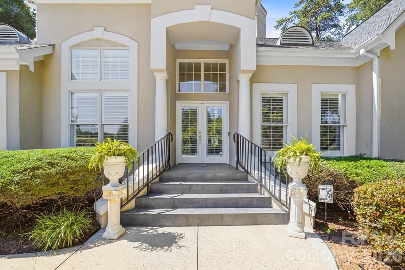 18330 Scotscraig Ln, Cornelius, NC 28031