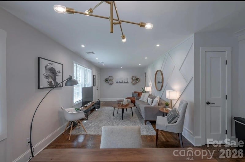 523 Kenlough Dr, Charlotte, NC 28209