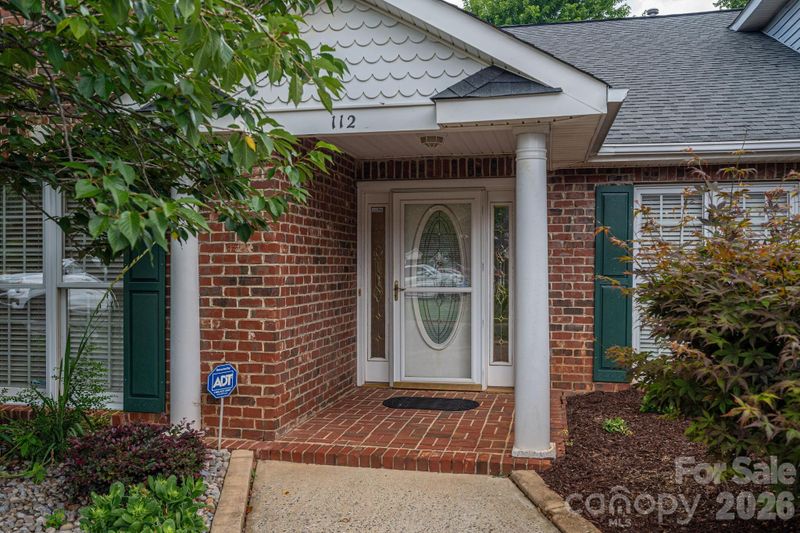112 Mooreland Dr NE, Conover, NC 28613
