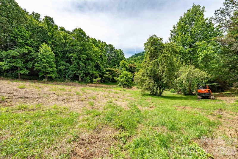 9999 Morgan Branch Rd, Weaverville, NC 28787