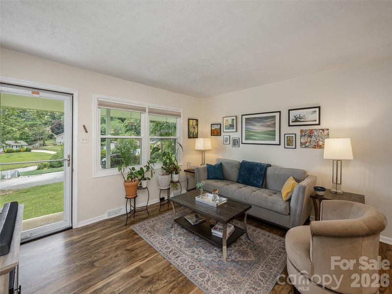 14 Fox Run Pl, Fairview, NC 28730