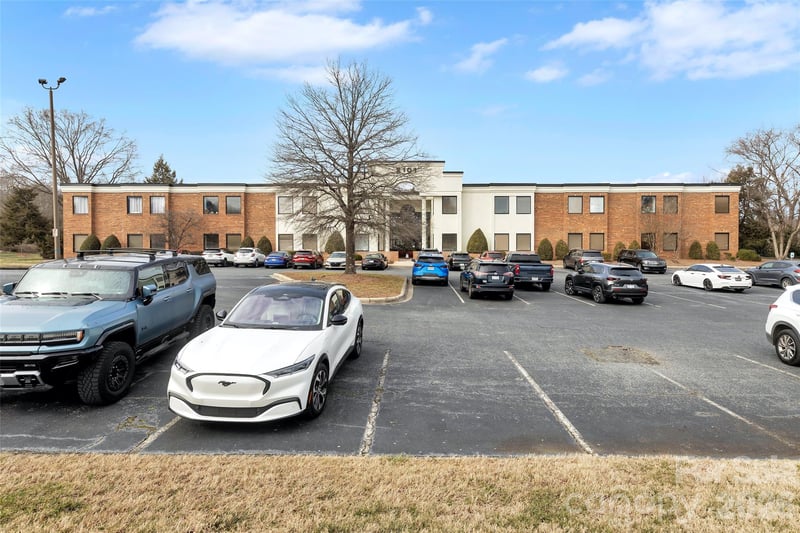 2101 Sardis Rd N #206A, Charlotte, NC 28227