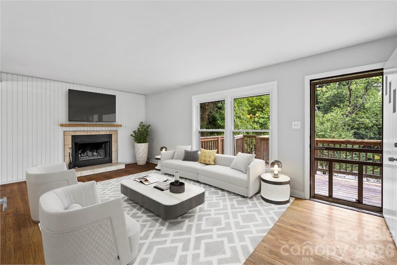 107 Wilshire Dr, Asheville, NC 28806