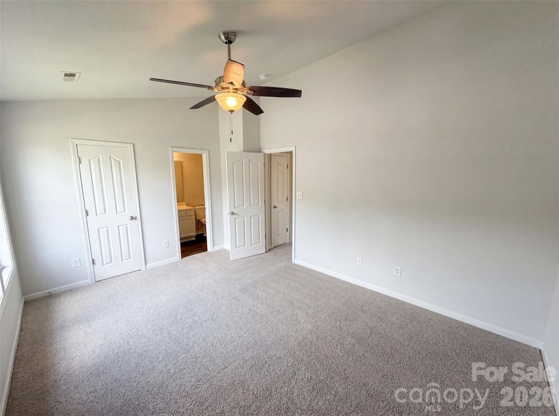 3831 Mohawk Ct, Charlotte, NC 28215