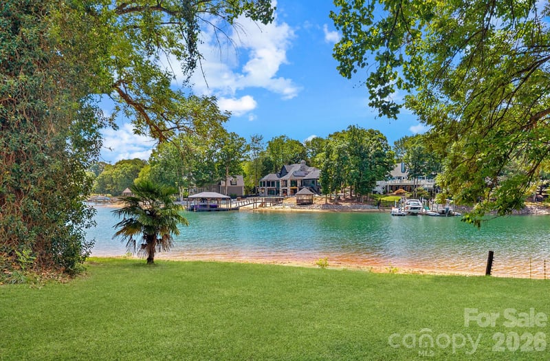 21024 Norman Shores Dr, Cornelius, NC 28031