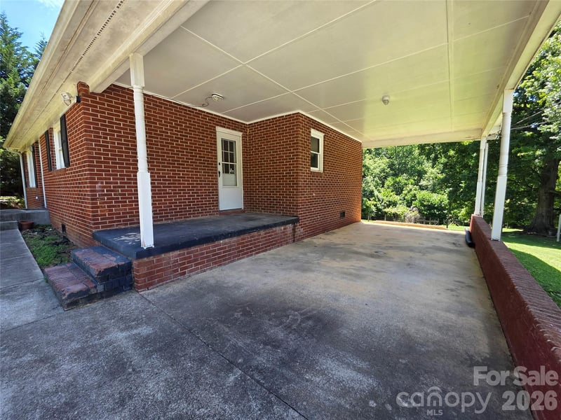 2831 Beechwood Cir, Gastonia, NC 28054