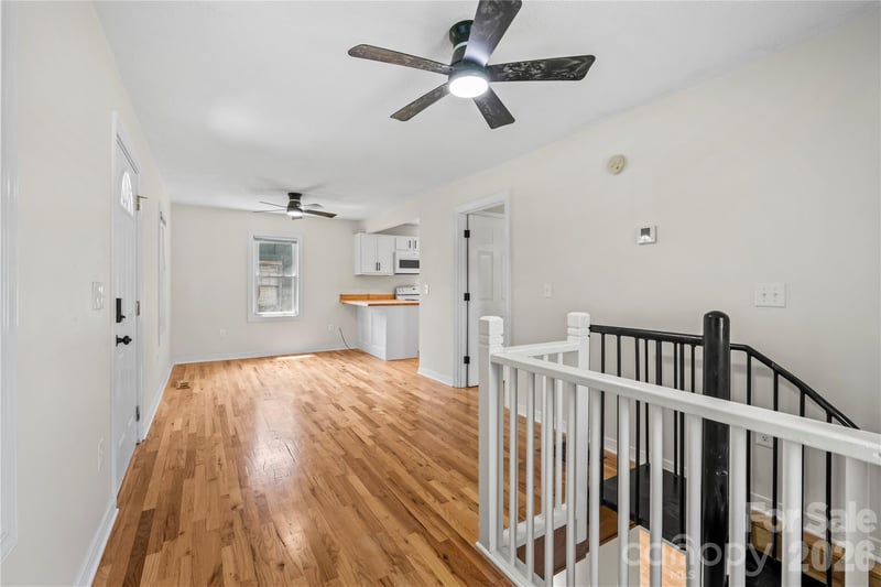 142 Substation Rd, Canton, NC 28716