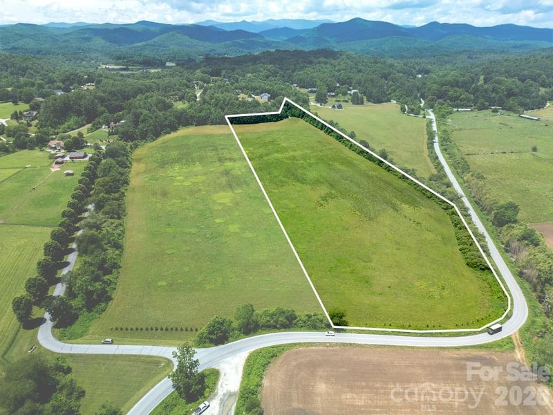 Mini Farm 2 TBD Coventry Dr, Brevard, NC 28712