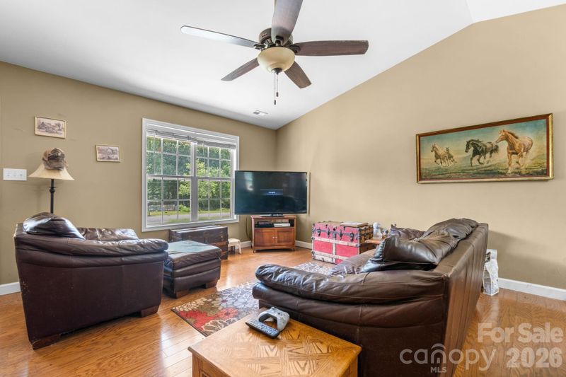 3844 Bridle Path Dr, Vale, NC 28168