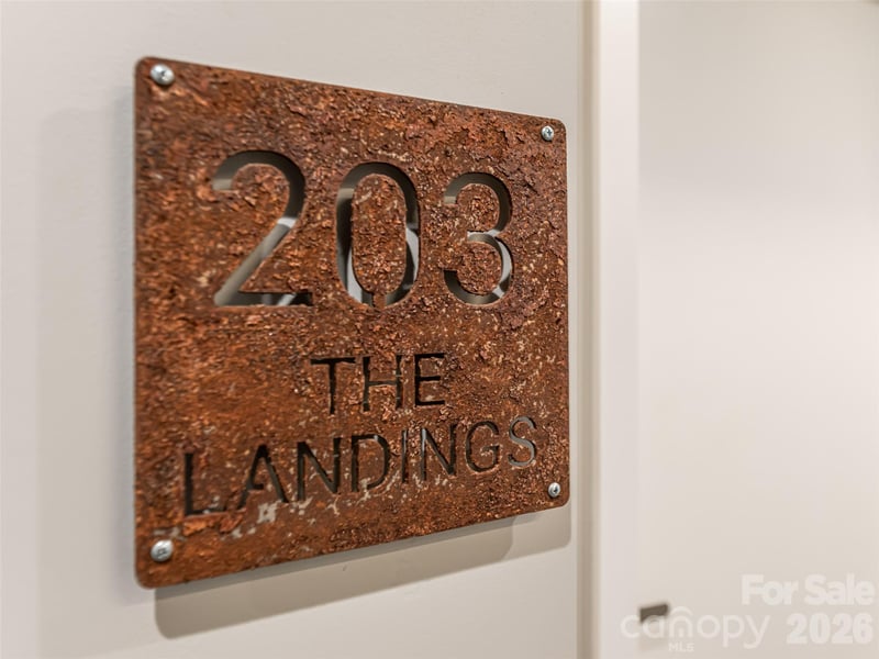 68 Craven St #203, Asheville, NC 28806