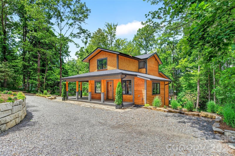 78 Tupper Rd, Black Mountain, NC 28711