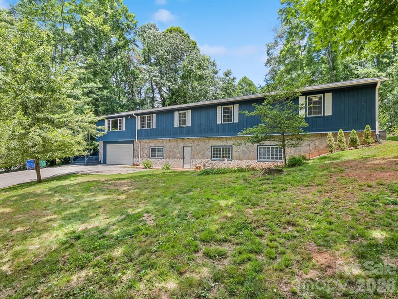 18 Bran Rick Ln, Arden, NC 28704