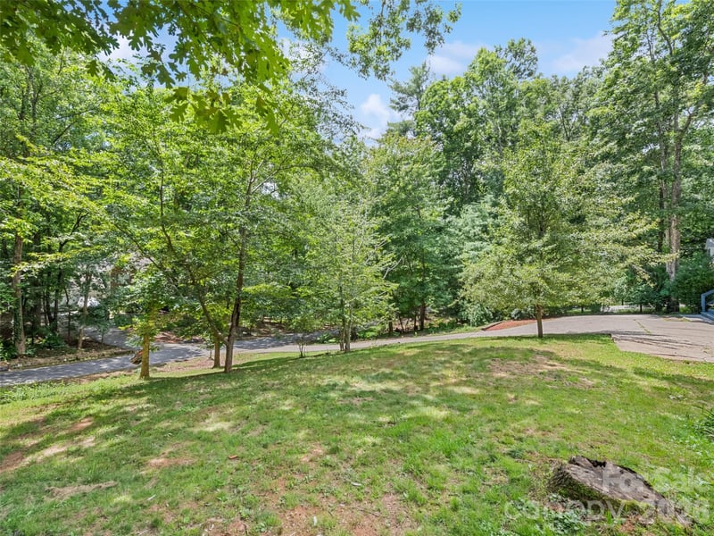18 Bran Rick Ln, Arden, NC 28704