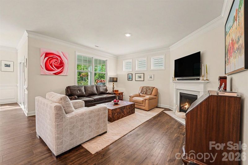 5043 Antebellum Dr, Iron Station, NC 28080
