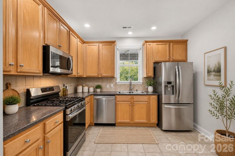 8955 Rosalyn Glen Rd, Cornelius, NC 28031