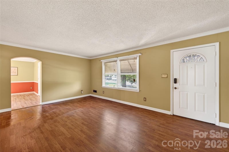 4400 Hamilton Cir, Charlotte, NC 28216