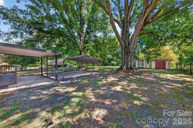 4400 Hamilton Cir, Charlotte, NC 28216