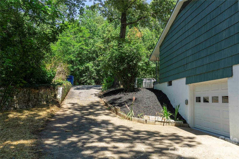 354 Brevard Rd, Asheville, NC 28806