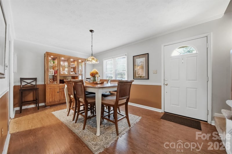 1330 5th St NE #83, Hickory, NC 28601