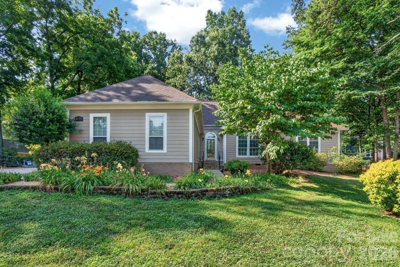 12500 Cedarford Ct, Huntersville, NC 28078