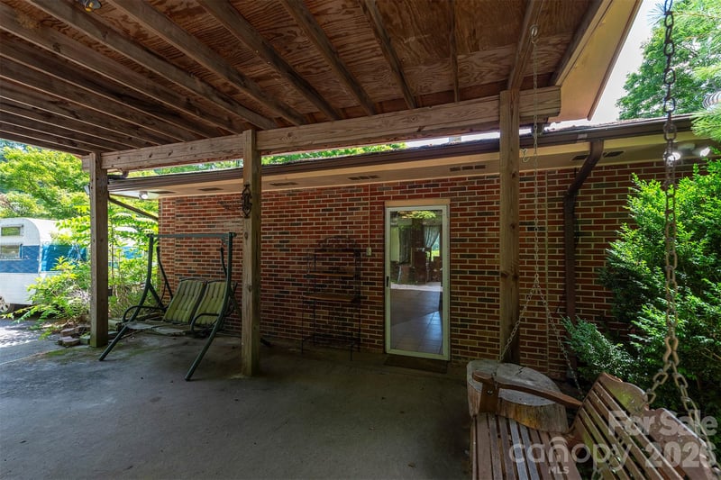 637 Fisher Ln, Marshall, NC 28753