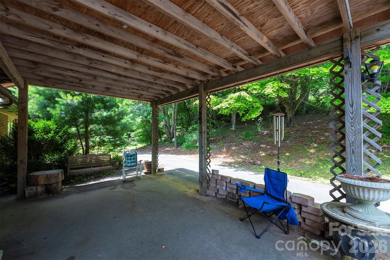 637 Fisher Ln, Marshall, NC 28753