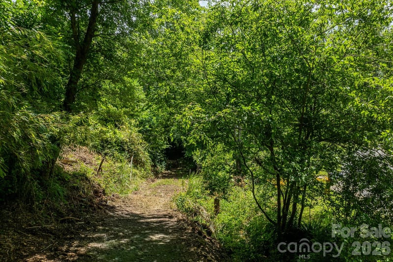 789 Jarrett Cove Rd, Marshall, NC 28753