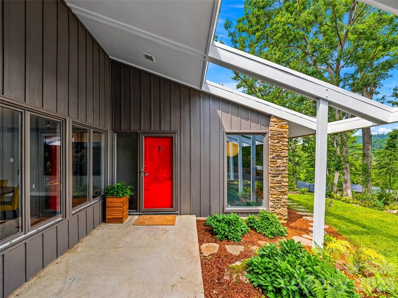 4 Kent Pl, Asheville, NC 28804