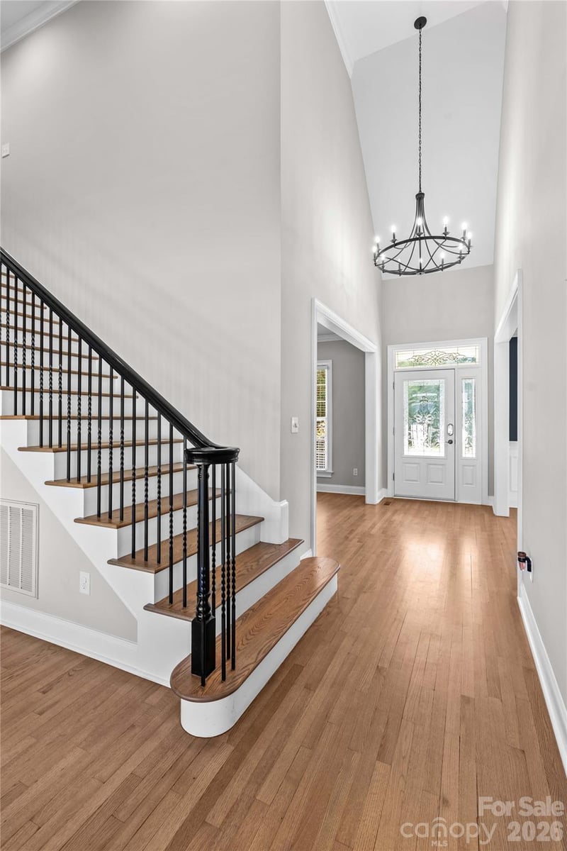 185 Upper Oak Dr, Statesville, NC 28625