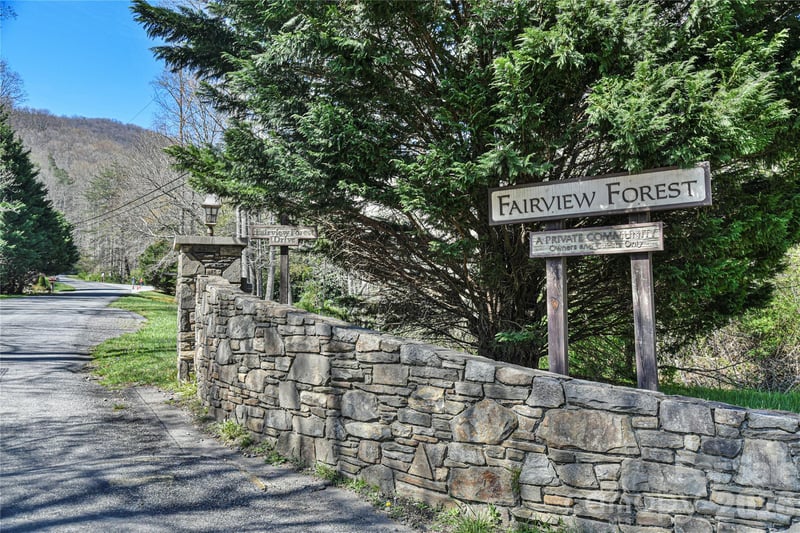 9999 Fairview Forest Dr, Fairview, NC 28730