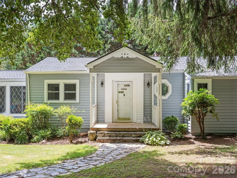79 Edgewood Dr, Arden, NC 28704