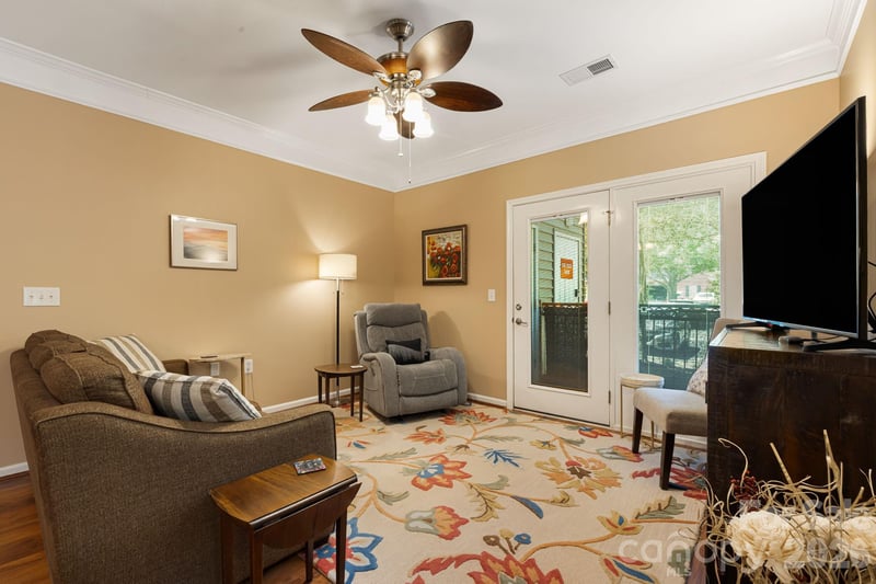 111 Appeldoorn Cir, Asheville, NC 28803