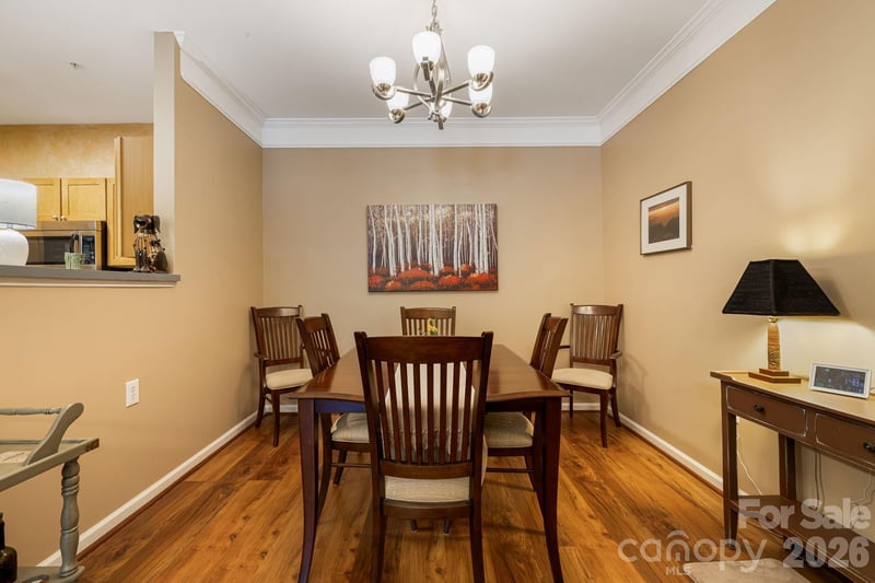 111 Appeldoorn Cir, Asheville, NC 28803