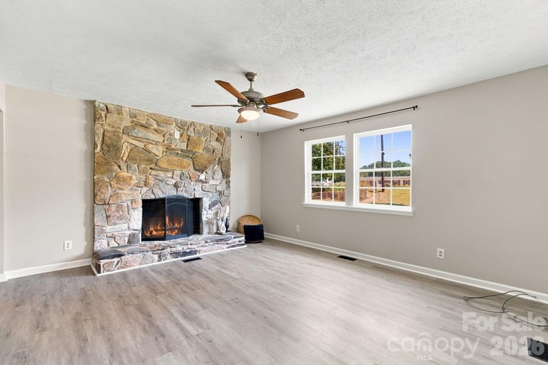 4709 Charlotte Hw, Lancaster, SC 29720