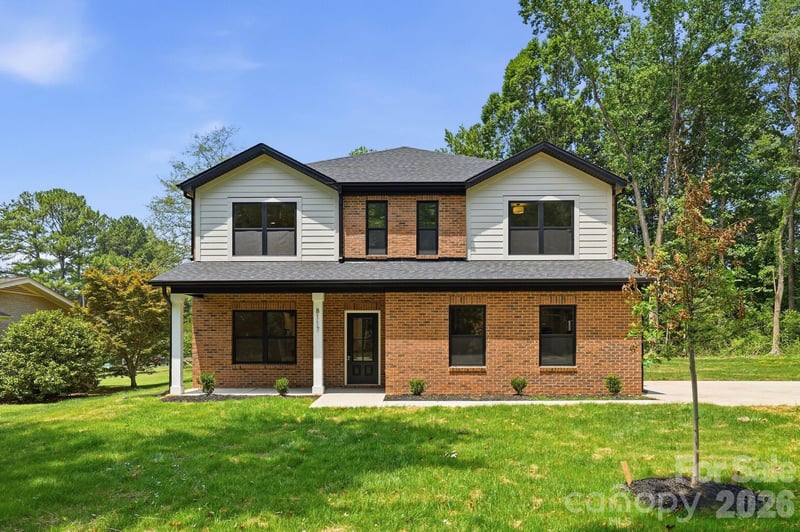 8117 Reames Rd, Charlotte, NC 28216