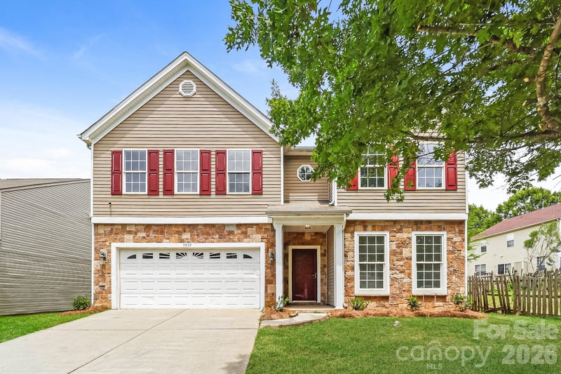 9039 Goldfields Dr, Charlotte, NC 28227