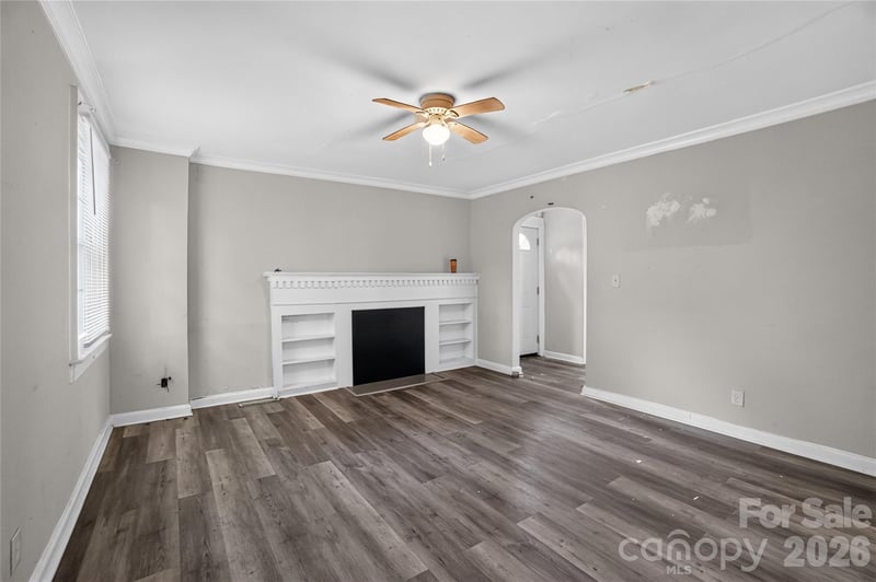 405 N Ransom St, Gastonia, NC 28052