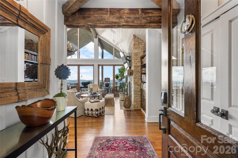 100 Meadow Ridge Dr, Lake Toxaway, NC 28747
