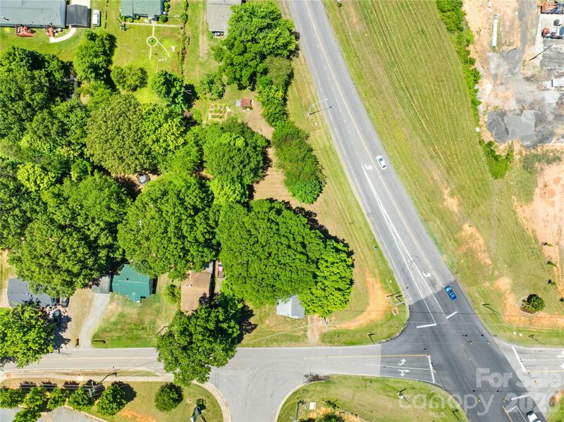 914 Wall St, Statesville, NC 28677