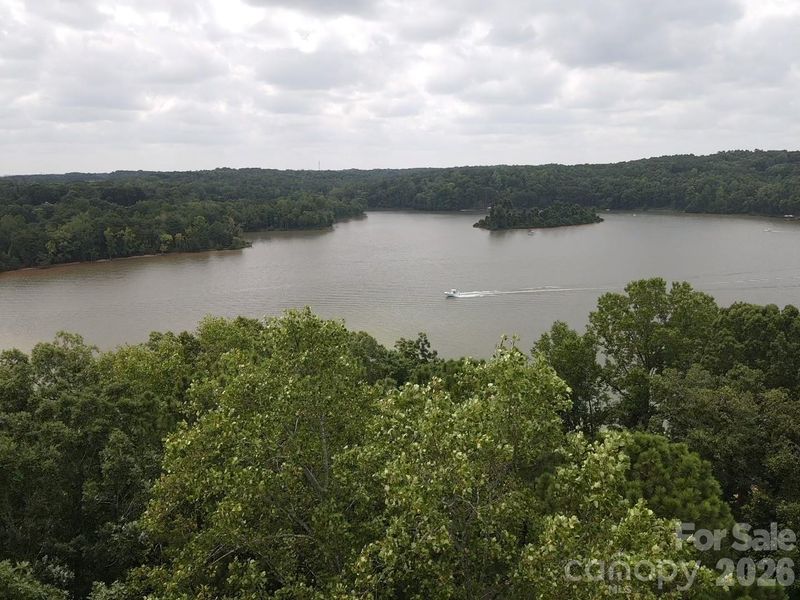3235 Lake Pointe Dr, Belmont, NC 28012