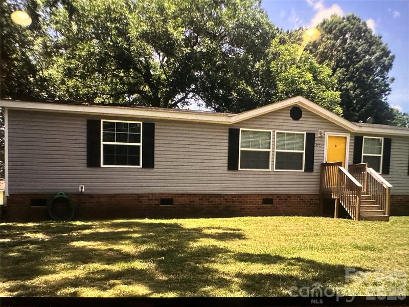 3705 Avondale Ln, Monroe, NC 28110