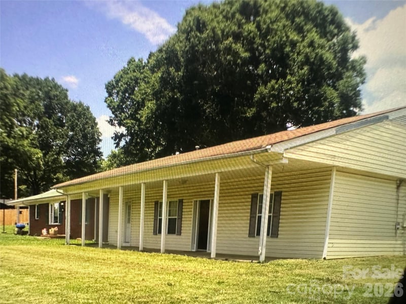 3705 Avondale Ln, Monroe, NC 28110
